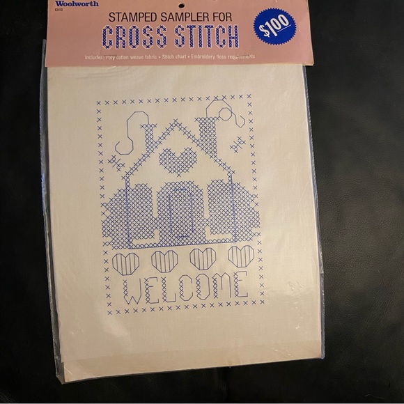Vintage Woolworth Stamped Sampler Cross Stitch
Welcome with a home and hearts - Picture 1 of 2